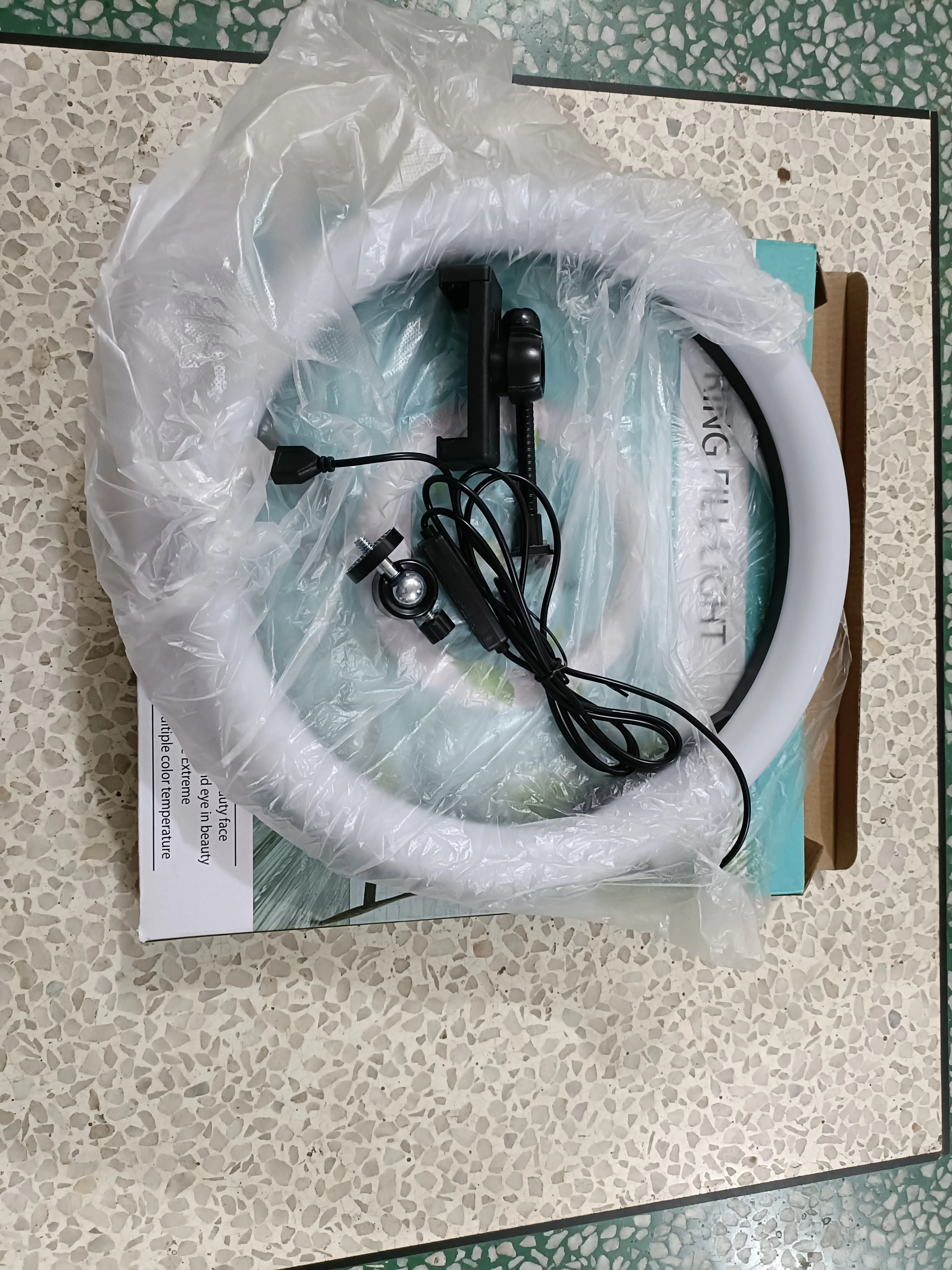 Ring light 12